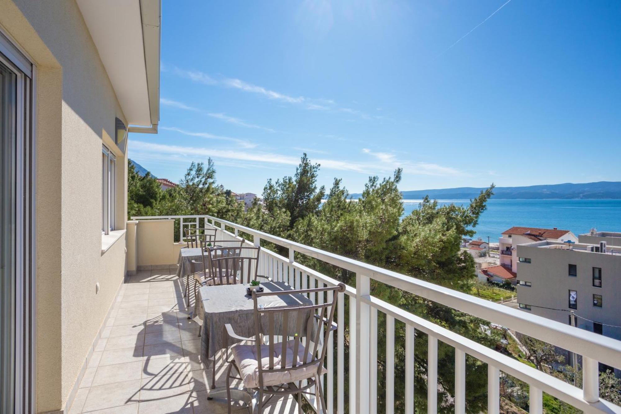 Apartments By The Sea Duce, Omis - 946 Екстер'єр фото