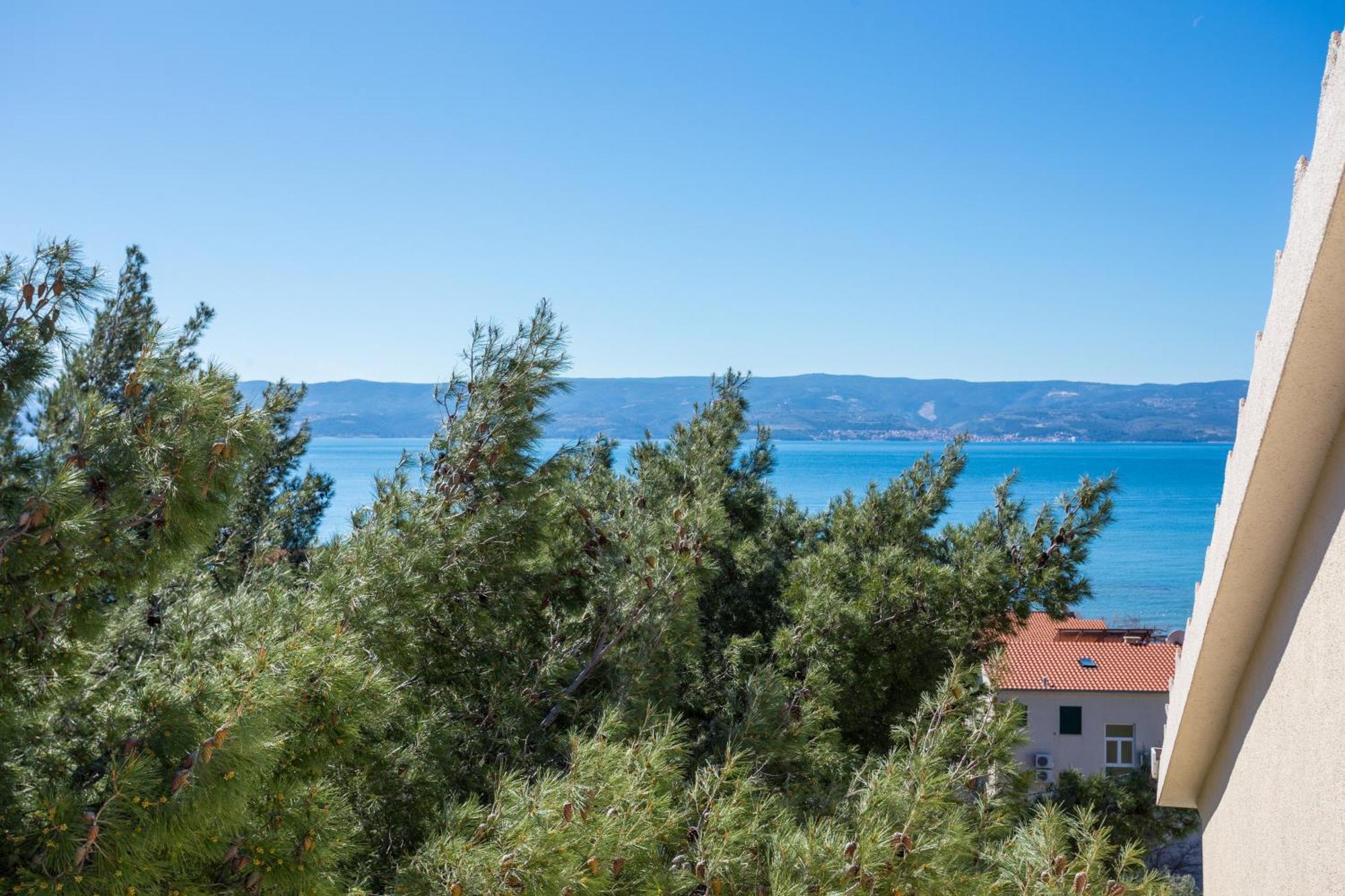 Apartments By The Sea Duce, Omis - 946 Екстер'єр фото