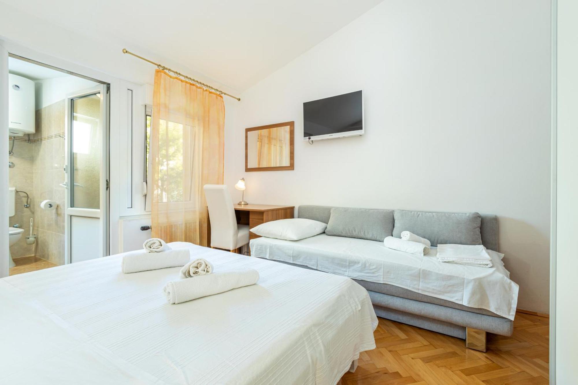 Apartments By The Sea Duce, Omis - 946 Номер фото